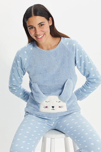 Pijama dama de iarna plusata pufoasa cocolino cu aplicatie Pisicuta Trendyol Bleu